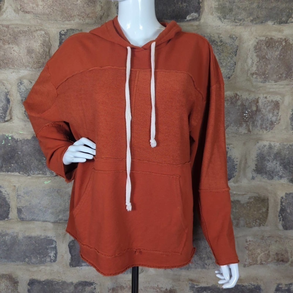 URBAN Outfitters Fletcher Sweatshirt Oversized Hoodie Woman's Size Small Orange